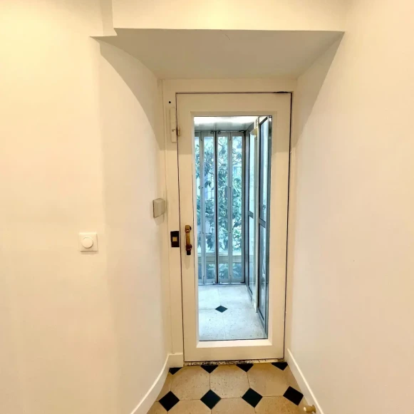 Espace indépendant 200 m² 20 postes Location bureau Rue du Four Paris 75006 - photo 8