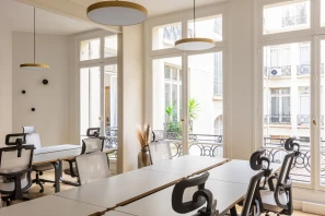 Espace indépendant - 75008 - 12 postes - 6800€