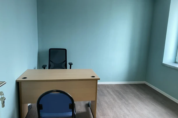 Bureau privé - 78990 - 1 poste - 297€