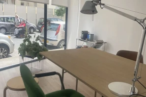 Open Space - 64200 - 1 poste - 330€