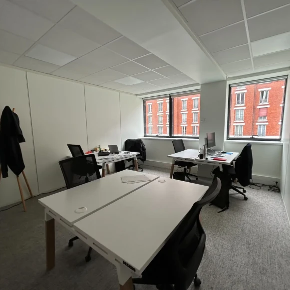 Bureau privé 32 m² 6 postes Location bureau Boulevard Gouvion-Saint-Cyr Paris 75017 - photo 3
