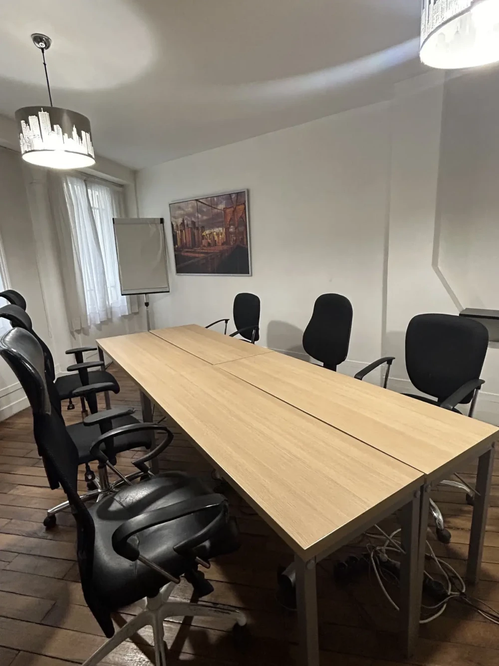 Bureau privé - 75011 - 4 postes - 1850€