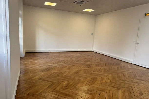 Bureau privé - 75017 - 16 postes - 10400€