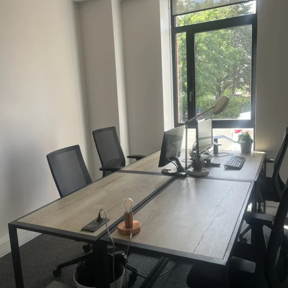 Bureau privé 14 m² 3 postes Location bureau Chemin du Moulin Carron Dardilly 69570 - photo 1