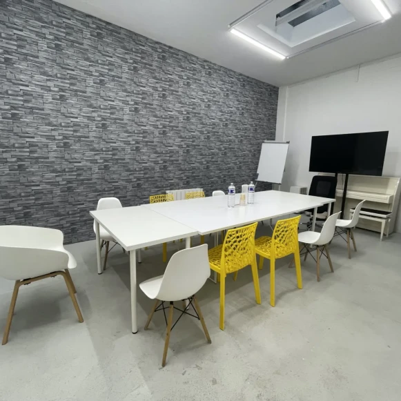 Espace indépendant 200 m² 20 postes Coworking Rue Saint-Martin Paris 75003 - photo 6