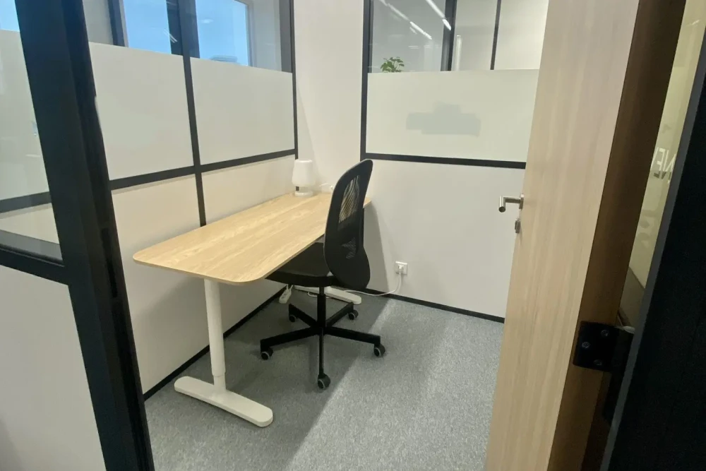 Bureau privé - 35000 - 1 poste - 460€