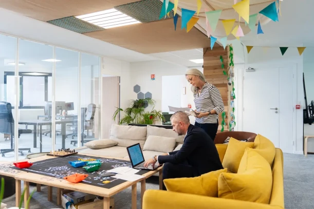 Espace indépendant - 69006 - 35 postes - 14000€