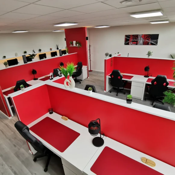 Open Space  14 postes Coworking Avenue de Colmar Strasbourg 67100 - photo 1