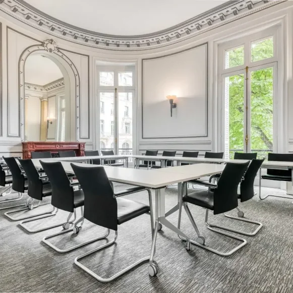 Bureau privé 14 m² 4 postes Coworking Boulevard Haussmann Paris 75008 - photo 2