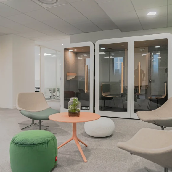 Bureau privé 64 m² 12 postes Coworking Boulevard Van Gogh Villeneuve-d'Ascq 59650 - photo 5