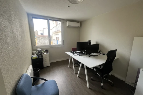Bureau privé - 33000 - 2 postes - 190€
