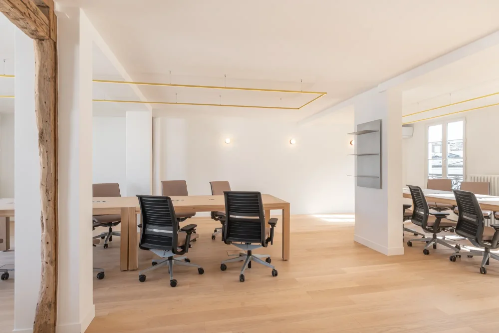 Espace indépendant - 75001 - 48 postes - 30000€