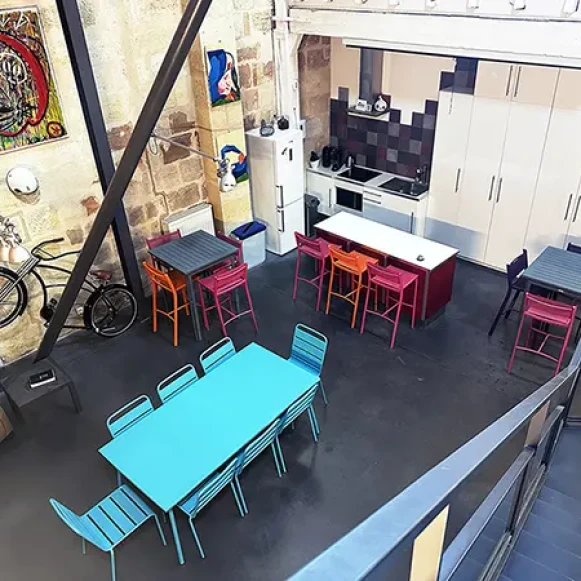 Open Space  28 postes Coworking Rue de Saint-Macaire Bordeaux 33800 - photo 3