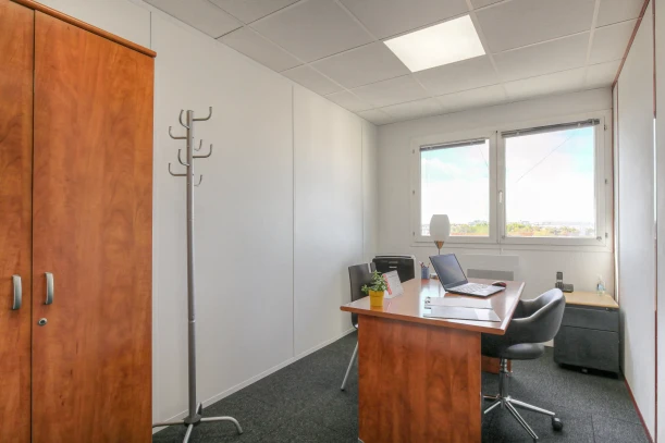 Bureau privé - 69008 - 1 poste - 500€
