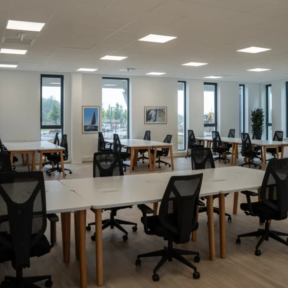 Bureau privé 8 m² 1 poste Coworking Avenue des Champs Blancs Cesson-Sévigné 35510 - photo 6