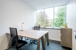 Bureau privé - 21000 - 5 postes - 1654€