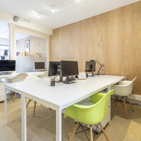 Open Space  10 postes Coworking Rue de la Jonquière Paris 75017 - photo 1