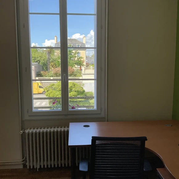 Open Space  11 postes Location bureau Rue de la Gare Hennebont 56700 - photo 4
