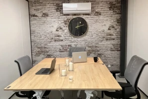 Bureau privé - 33600 - 4 postes - 800€