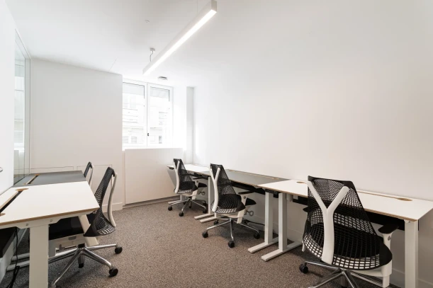 Bureau privé - 75009 - 8 postes - 5680€