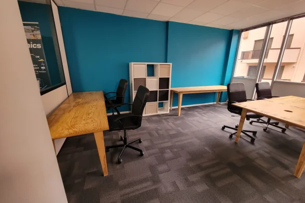 Bureau privé - 31000 - 6 postes - 1560€