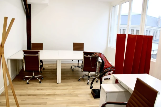 Bureau privé - 75010 - 10 postes - 5500€