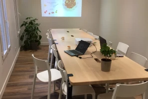 Bureau privé - 75017 - 3 postes - 1380€