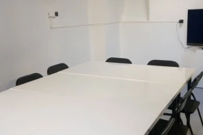 Espace indépendant - 75011 - 22 postes - 6000€