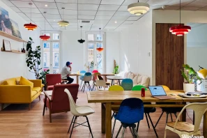 Bureau privé - 13001 - 7 postes - 2730€