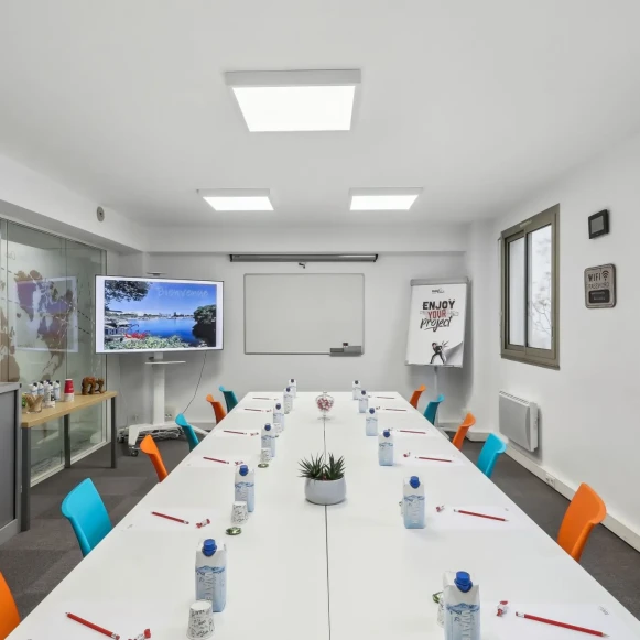 Bureau privé 12 m² 2 postes Coworking Rue Crucy Nantes 44000 - photo 8