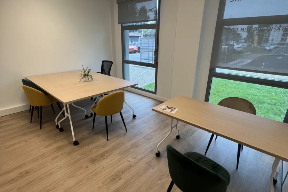 Bureau privé - 38200 - 6 postes - 850€