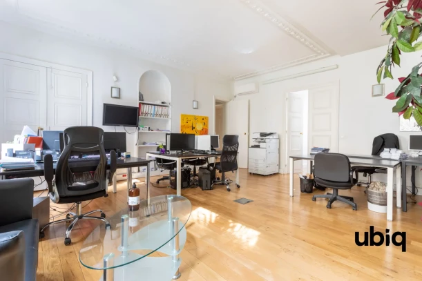 Espace indépendant - 75009 - 18 postes - 11000€