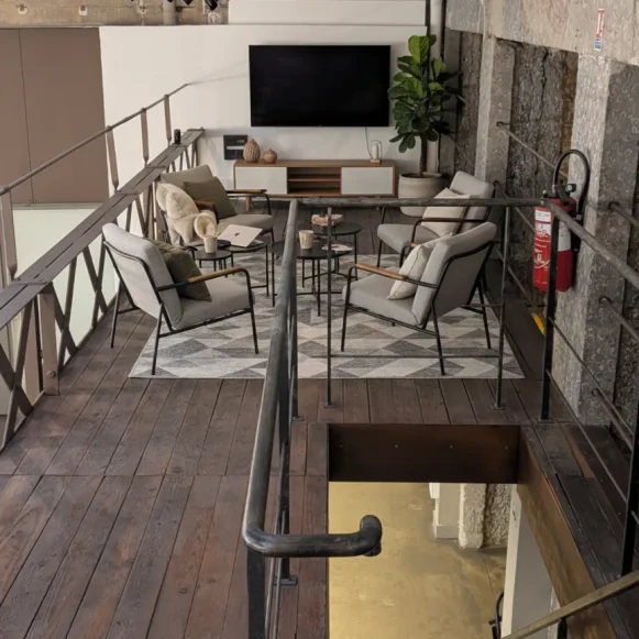 Open Space  10 postes Coworking Rue Saint-André Rhône 69007 - photo 3