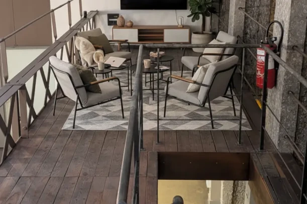 Open Space - 69007 - 10 postes - 199€