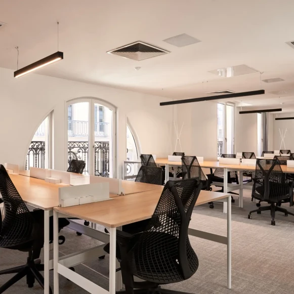 Bureau privé 22 m² 7 postes Coworking Rue des Filles Saint-Thomas Paris 75002 - photo 11