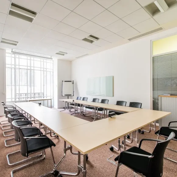 Bureau privé 11 m² 3 postes Coworking Avenue de l'Opéra Paris 75001 - photo 3