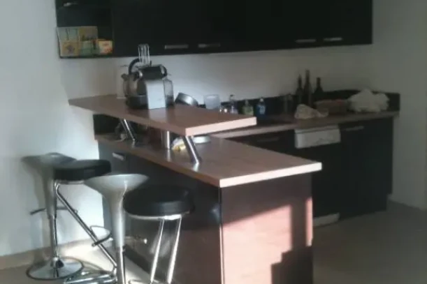 Open Space - 91170 - 3 postes - 300€