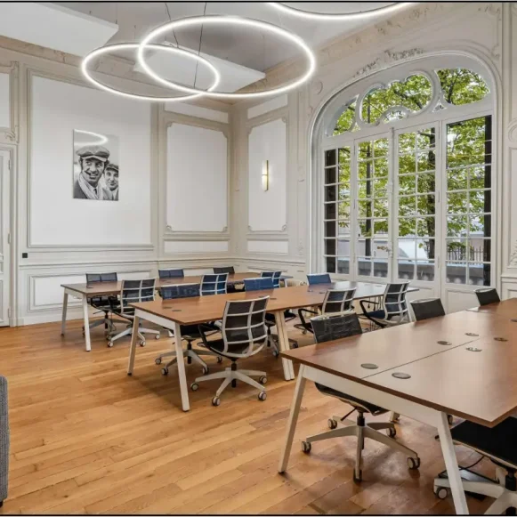 Bureau privé 350 m² 62 postes Location bureau Rue Alphonse de Neuville Paris 75017 - photo 11