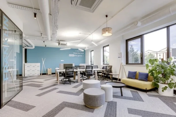 Espace indépendant - 75019 - 90 postes - 29000€