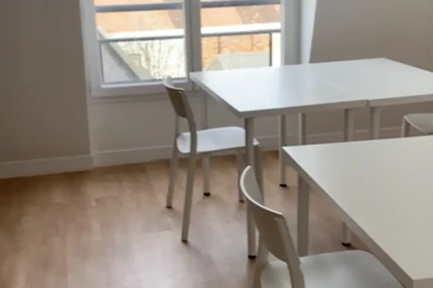 Bureau privé - 94200 - 8 postes - 1200€