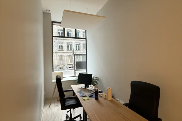 Bureau privé - 67000 - 2 postes - 500€