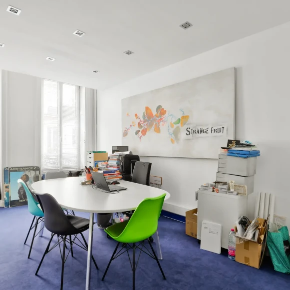 Espace indépendant 150 m² 20 postes Location bureau Rue Rougemont Paris 75009 - photo 8