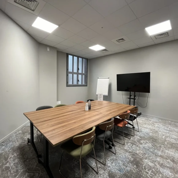 Bureau privé 7 m² 2 postes Coworking Avenue Thiers Nice 06000 - photo 10