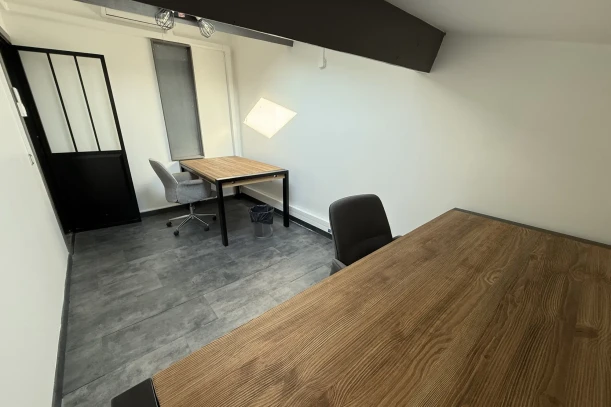 Bureau privé - 34430 - 3 postes - 300€