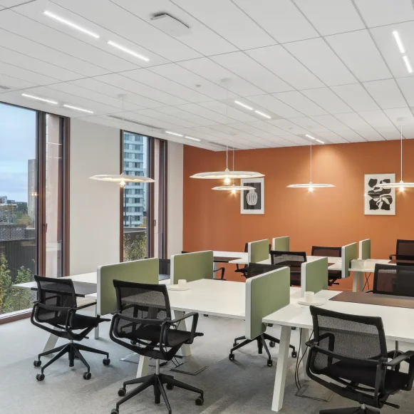 Bureau privé 8 m² 2 postes Coworking Boulevard de Berlin Nantes 44000 - photo 9