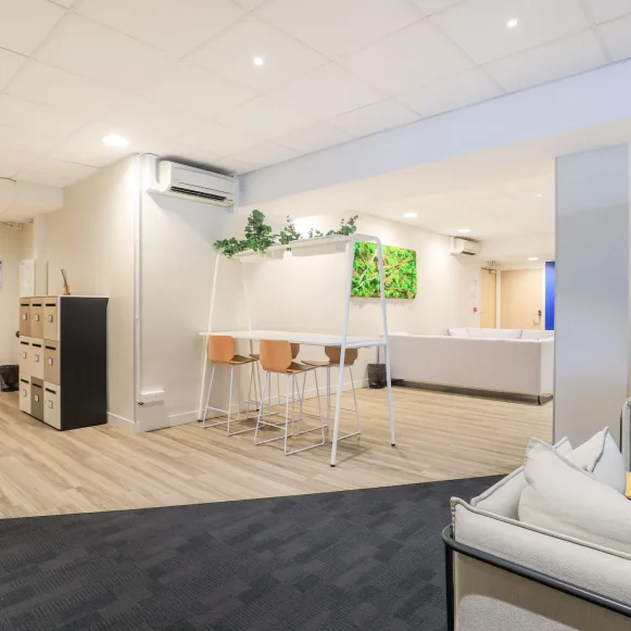 Bureau privé 16 m² 4 postes Location bureau Place Rihour Lille 59000 - photo 5