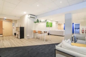 Bureau privé - 59000 - 4 postes - 1800€