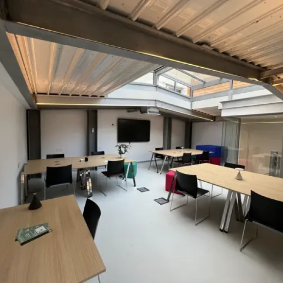 Bureau privé 40 m² 12 postes Coworking Rue de Croulebarbe Paris 75013 - photo 5