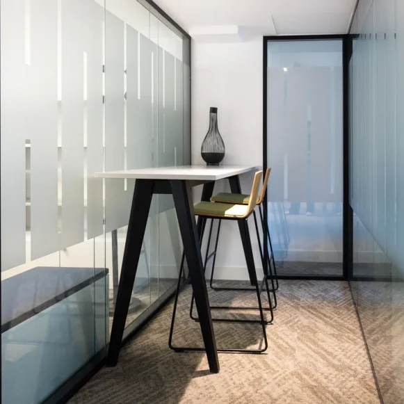 Bureau privé 10 m² 3 postes Location bureau Rue Jean Lantier Paris 75001 - photo 5