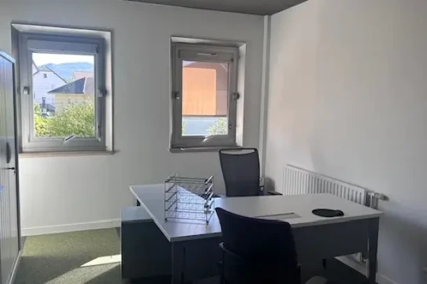 Bureau privé - 73000 - 2 postes - 500€